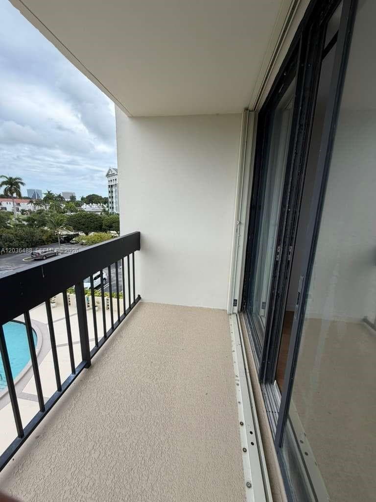 2400 Presidential Way # 403, West Palm Beach, FL 33401 — zdjęcie 5