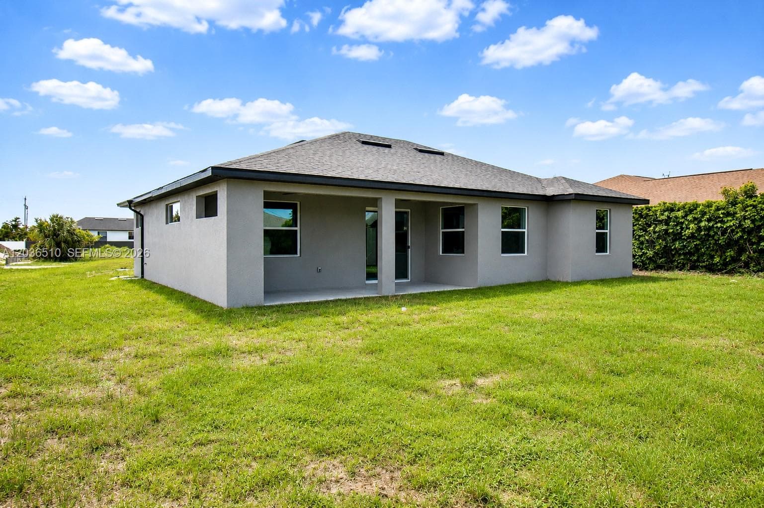 804 Curtis Ave N, Lehigh Acres, FL 33971 — zdjęcie 4