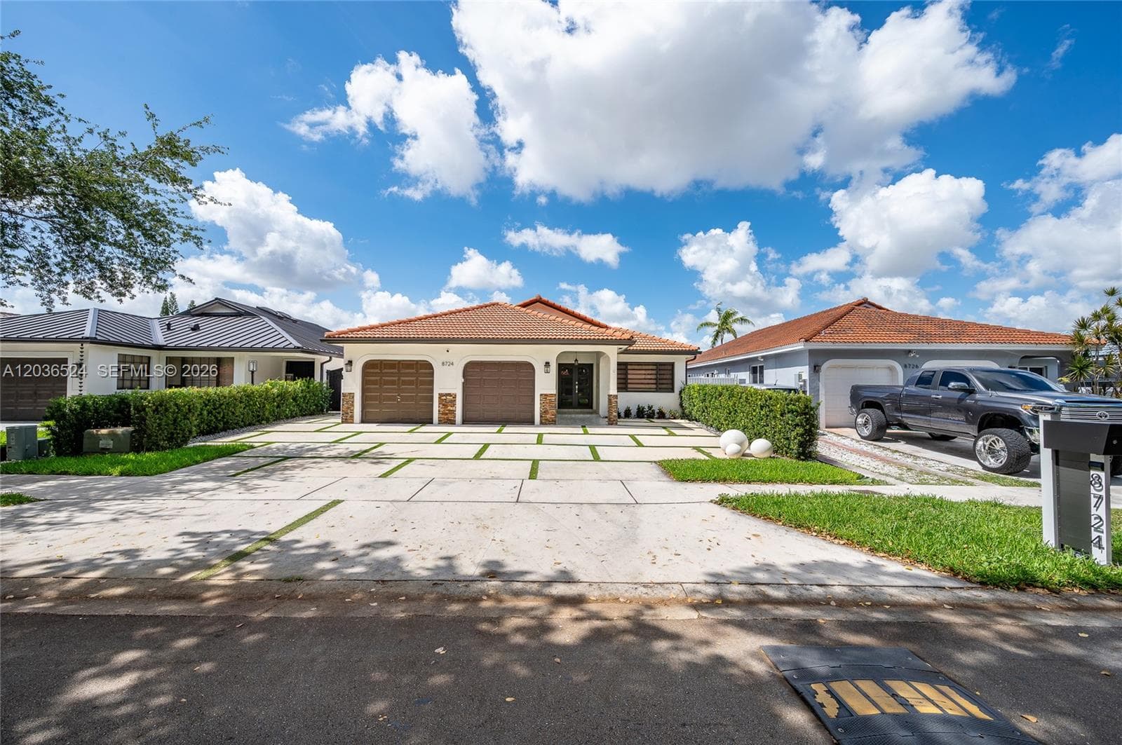 8724 NW 149th Ter, Miami Lakes, FL 33018 — zdjęcie 5