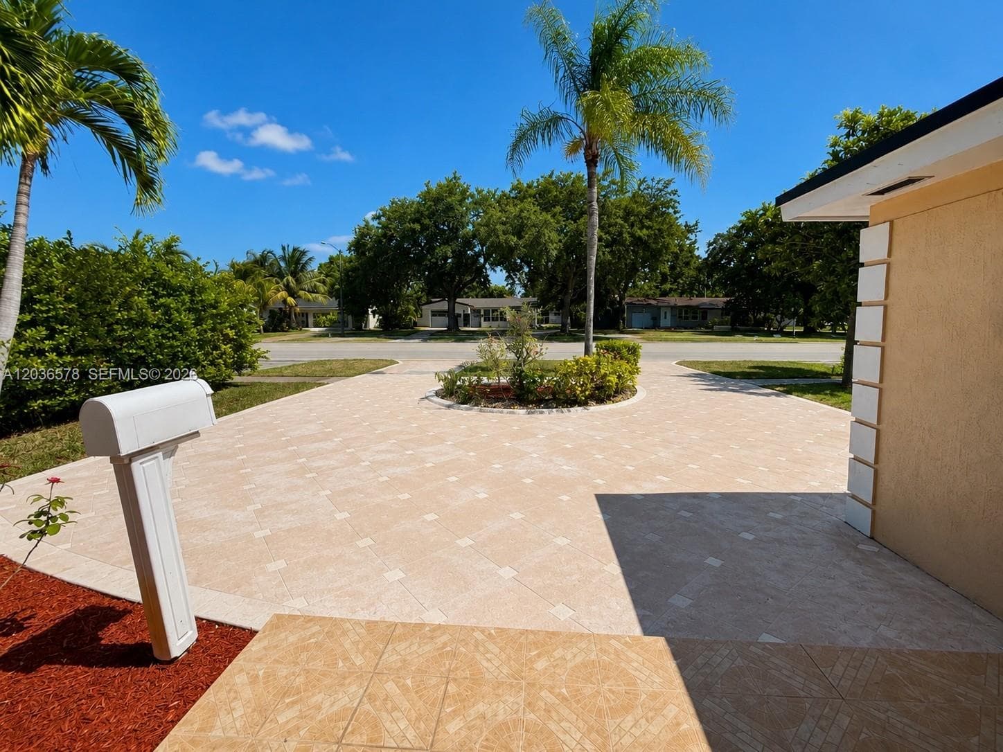3327 Taft St, Hollywood, FL 33021 — zdjęcie 5