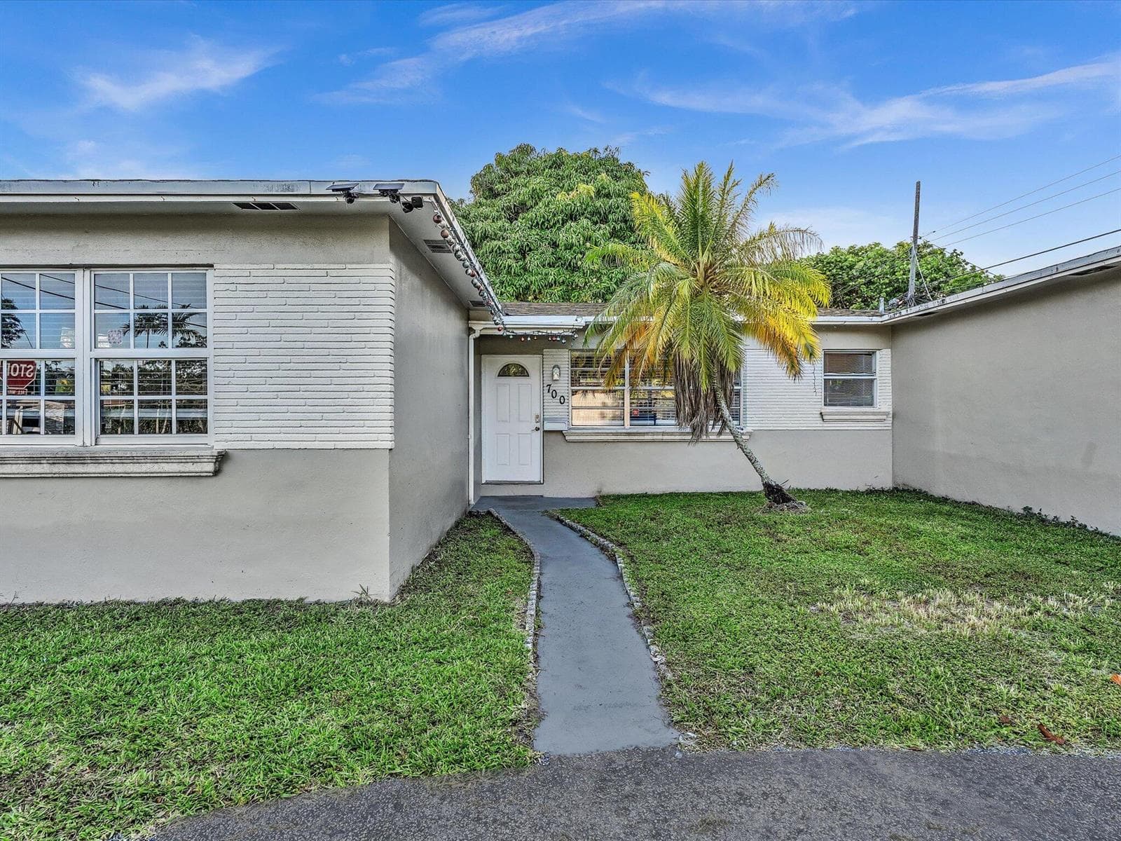 700 SW 5th Court, Hallandale Beach, FL 33009 — zdjęcie 3
