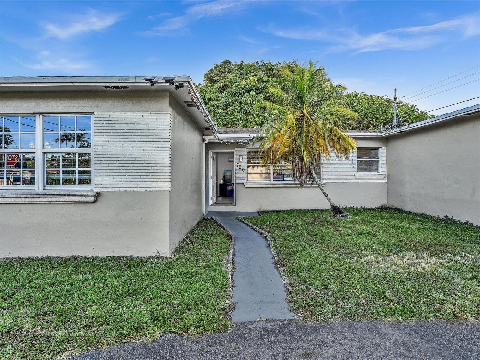 700 SW 5th Court, Hallandale Beach, FL 33009 — zdjęcie 4