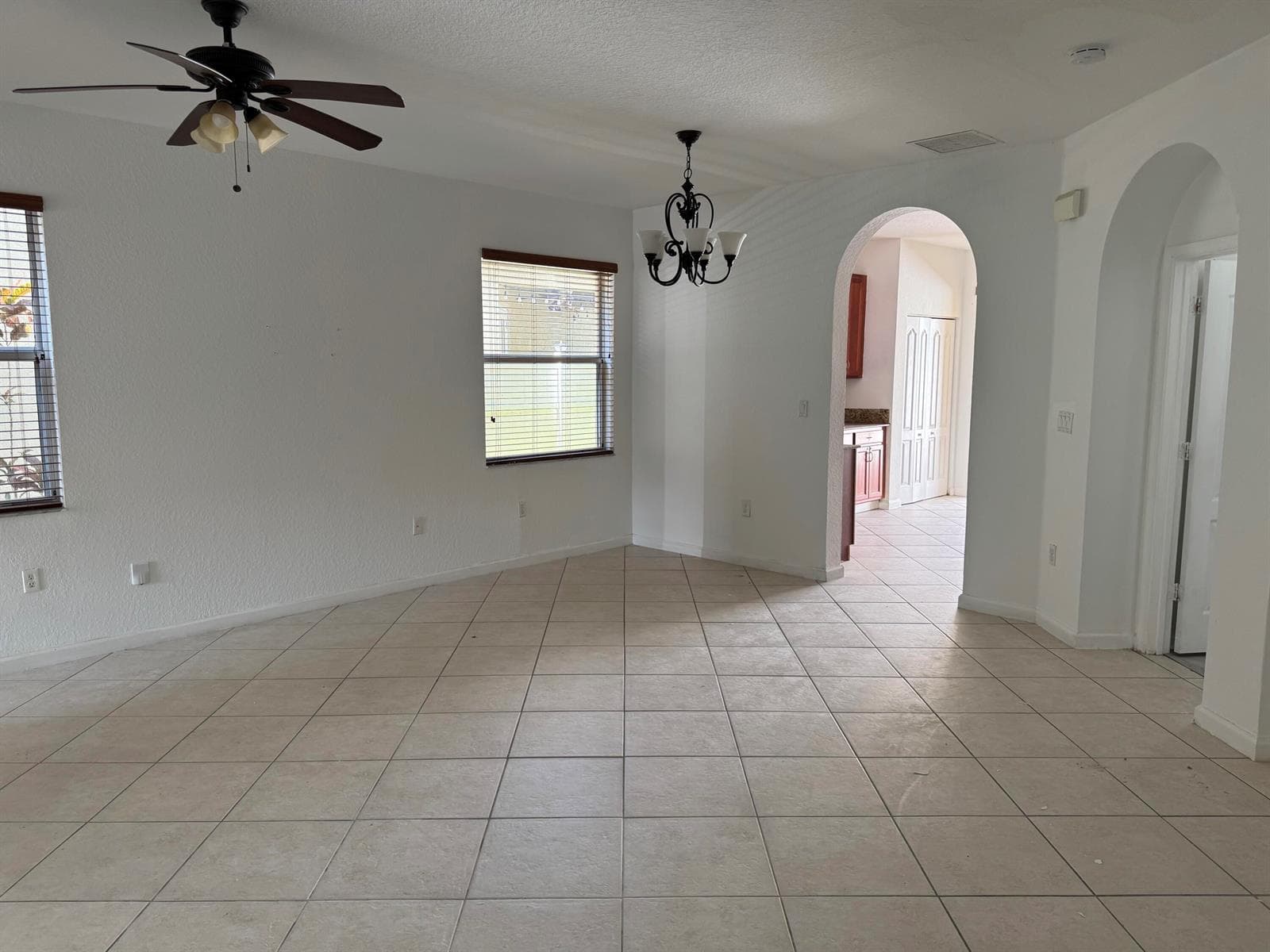 3977 NE 11th Drive, Homestead, FL 33033 — zdjęcie 5