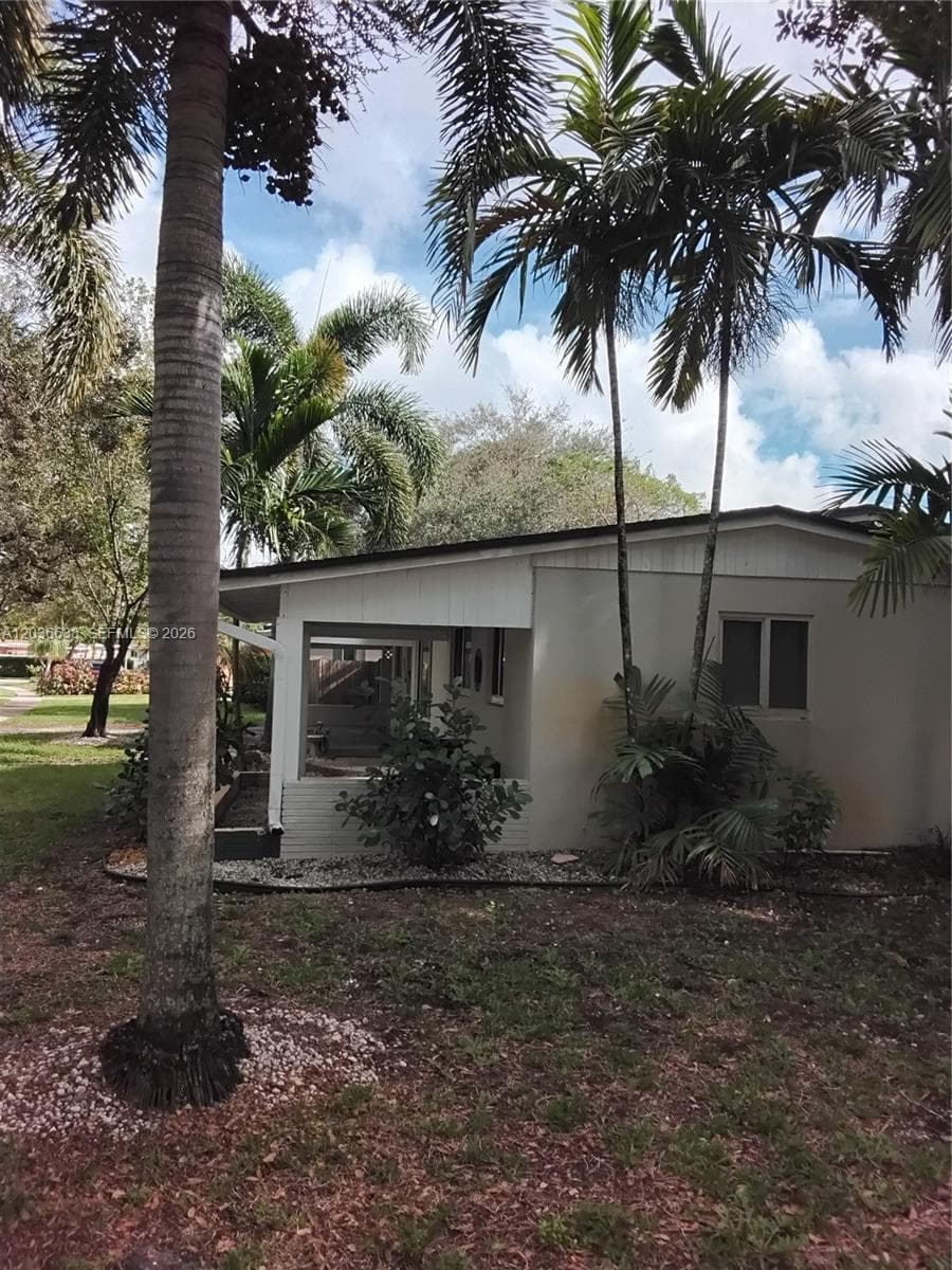 911 W Country Club Cir, Plantation, FL 33317 — zdjęcie 2