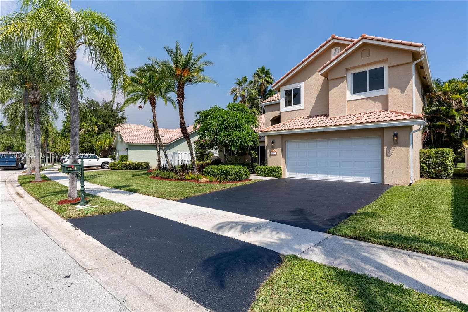 1171 Laguna Springs Dr, Weston, FL 33326 — zdjęcie 2