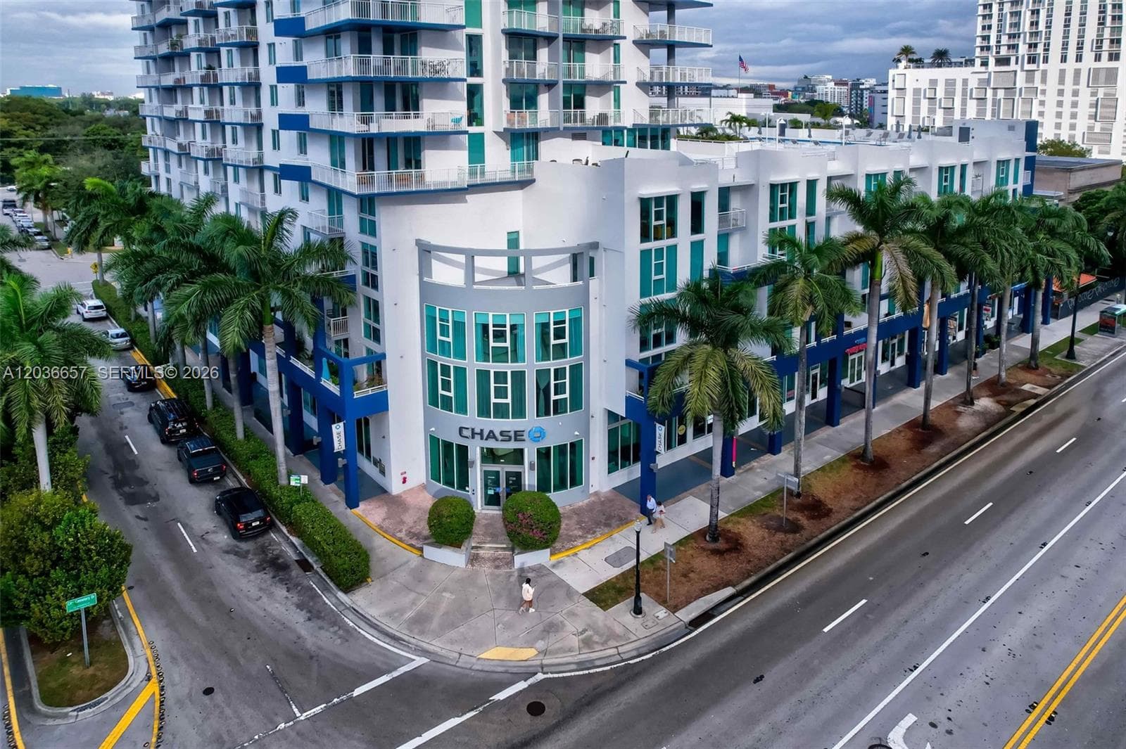 275 NE 18th St, Miami, FL 33132 — zdjęcie 2
