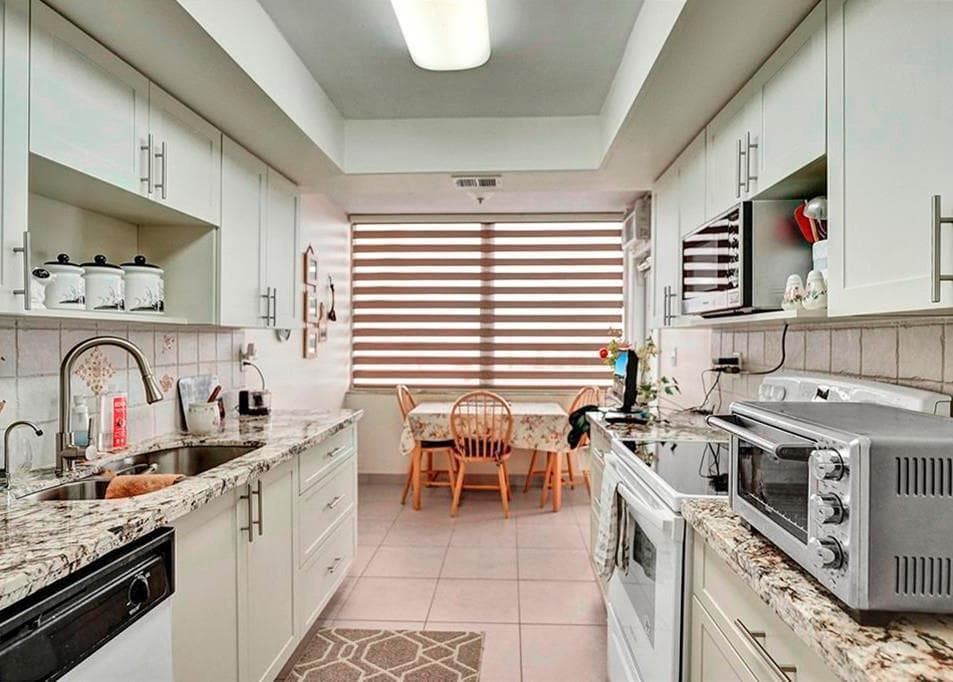 18031 Biscayne Boulevard # 1004, Aventura, FL 33160 — zdjęcie 2