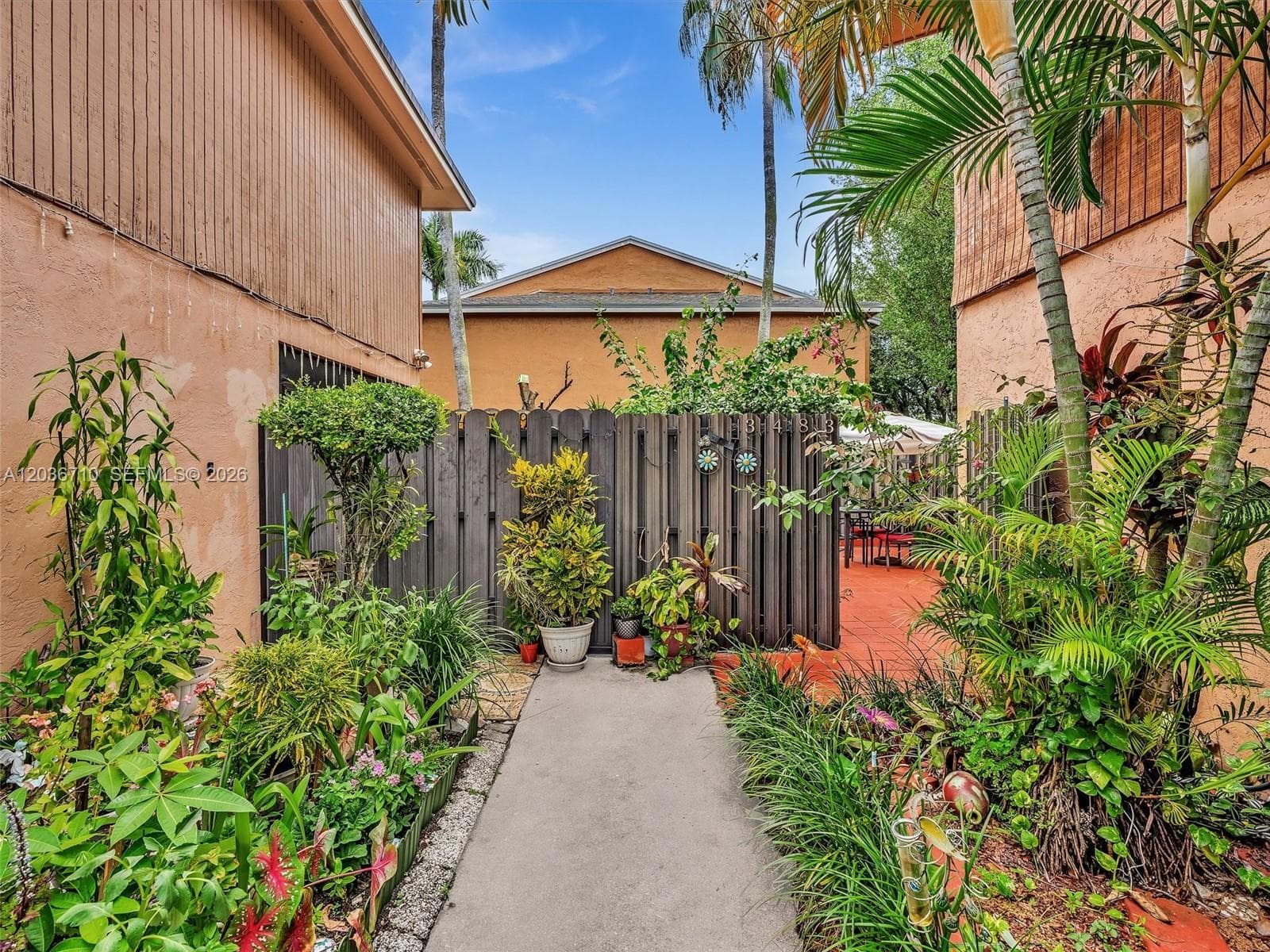 3483 SW 52nd Ave, Pembroke Park, FL 33023 — zdjęcie 3