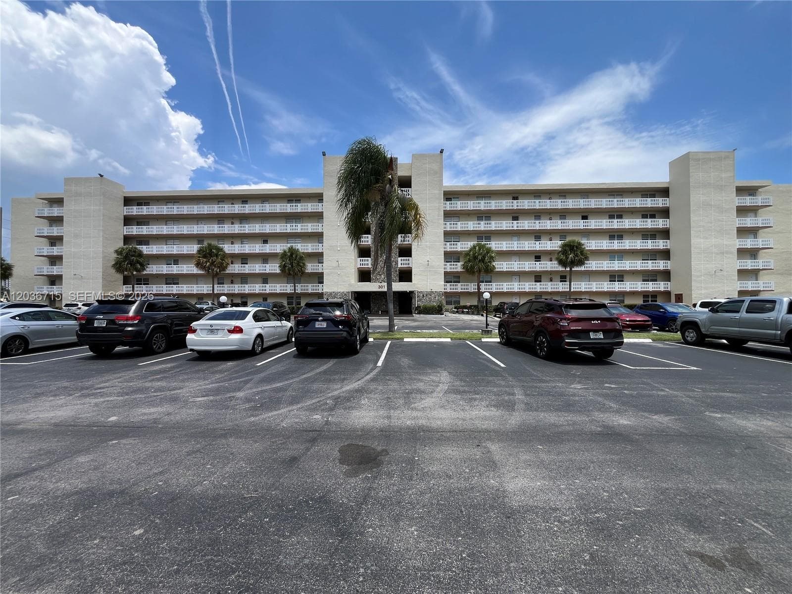 301 SE 3rd St # 204, Dania Beach, FL 33004 — zdjęcie 2