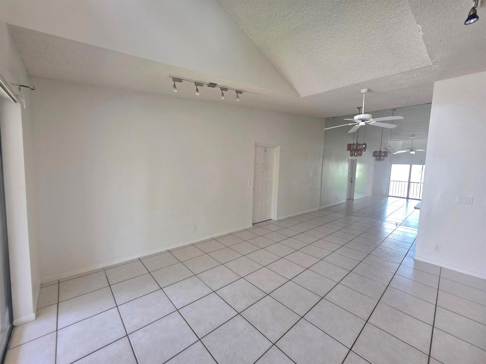 203 Foxtail Drive # B3, FL 33415 — zdjęcie 2