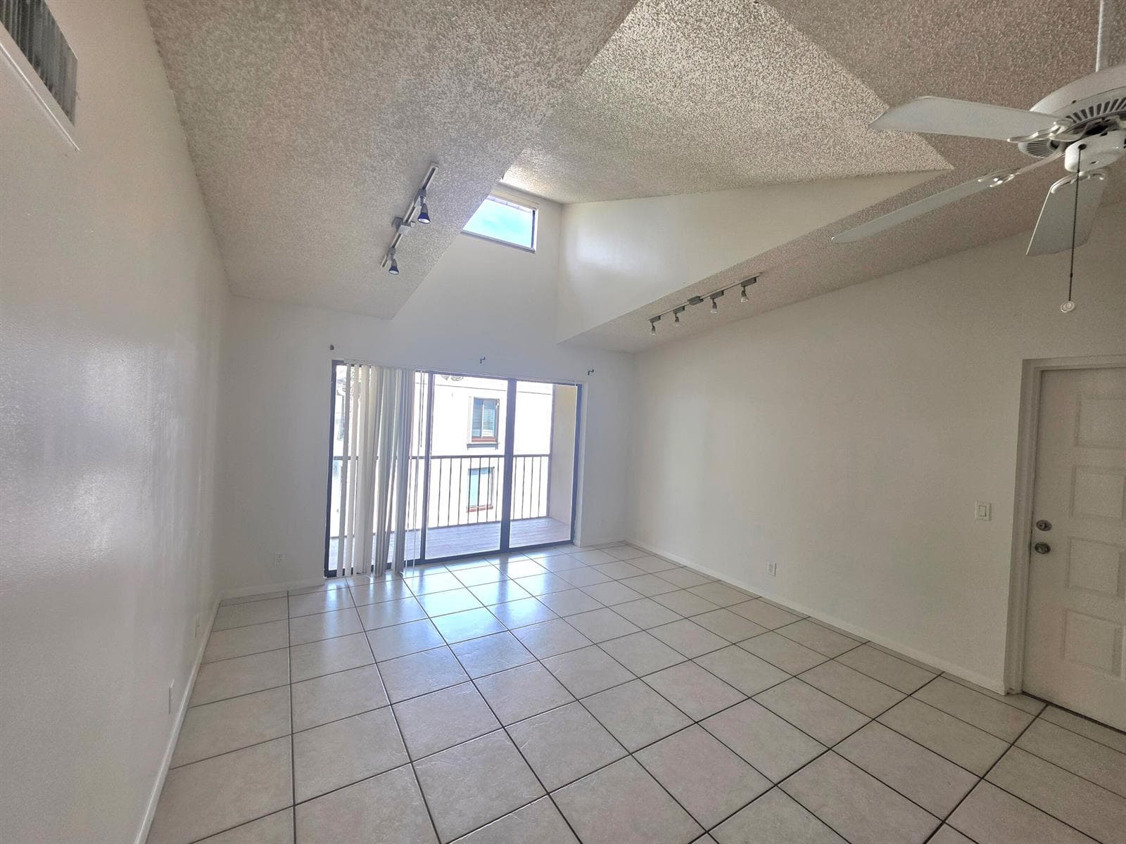 203 Foxtail Drive # B3, FL 33415 — zdjęcie 4