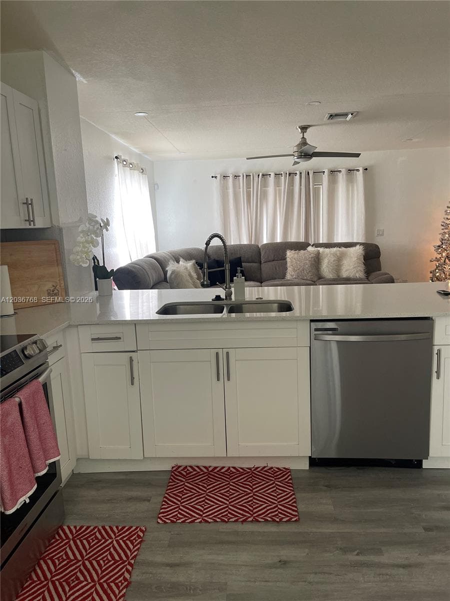 2432 SW 99th Way, Miramar, FL 33025 — zdjęcie 4