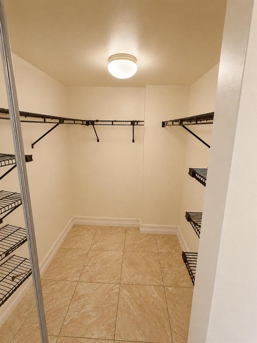 1000 Colony Point Circle # 315, Pembroke Pines, FL 33026 — zdjęcie 4