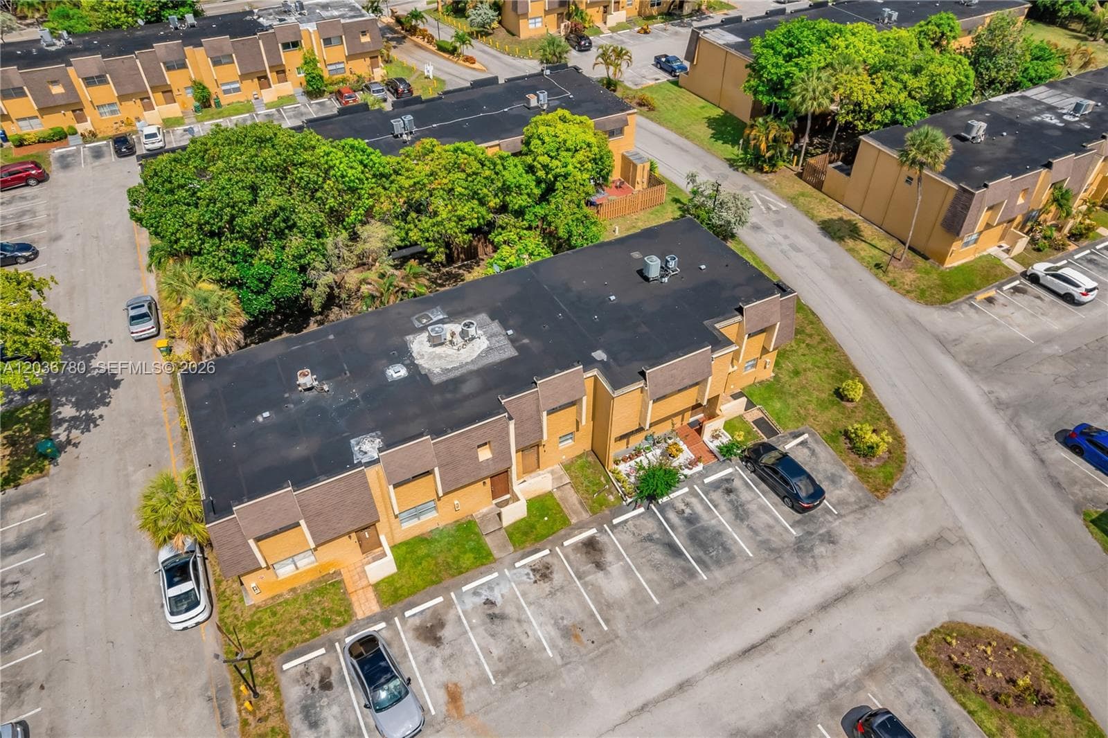5653 Blueberry CT # # 2, Lauderhill, FL 33313 — zdjęcie 2