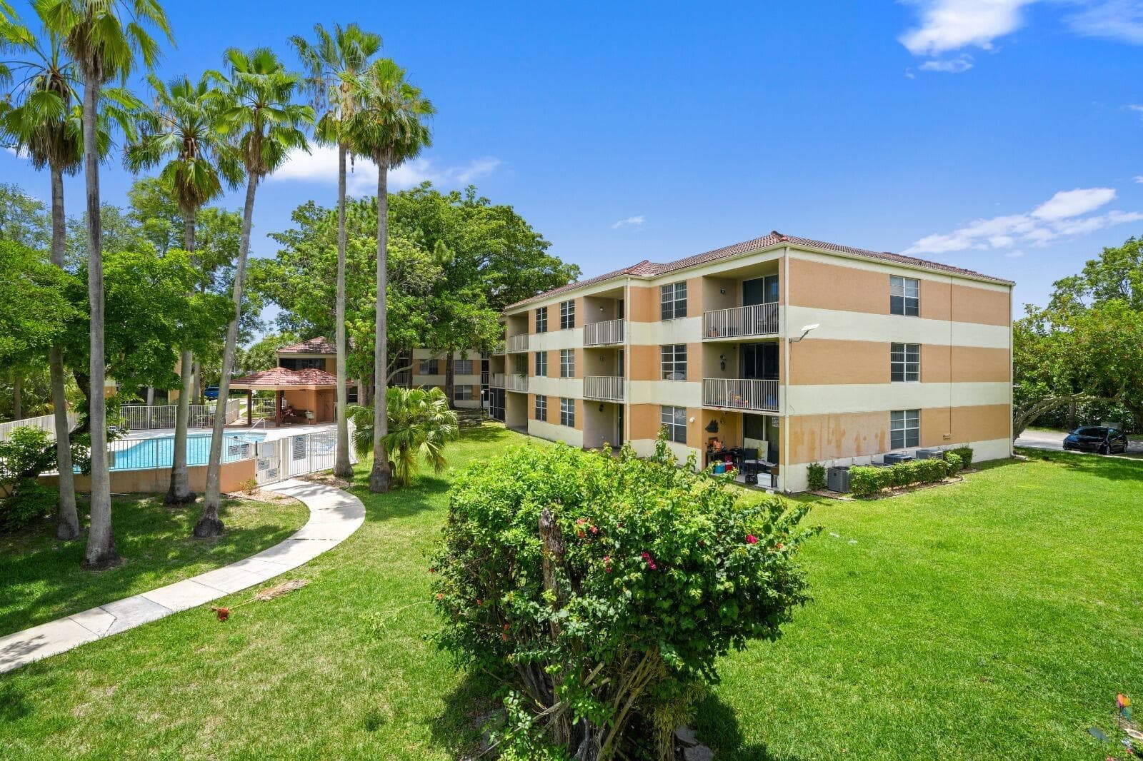 8296 NW 24th Street # 8296, Coral Springs, FL 33065 — zdjęcie 4