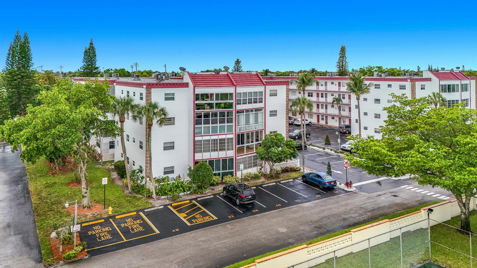 4270 NW 40th Street # 401, Lauderdale Lakes, FL 33319 — zdjęcie 4
