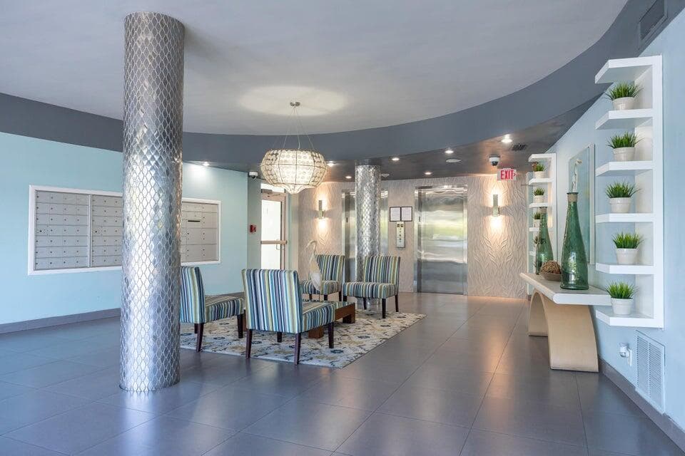 3250 NE 28th Street # Unit 302, Fort Lauderdale, FL 33308 — zdjęcie 2