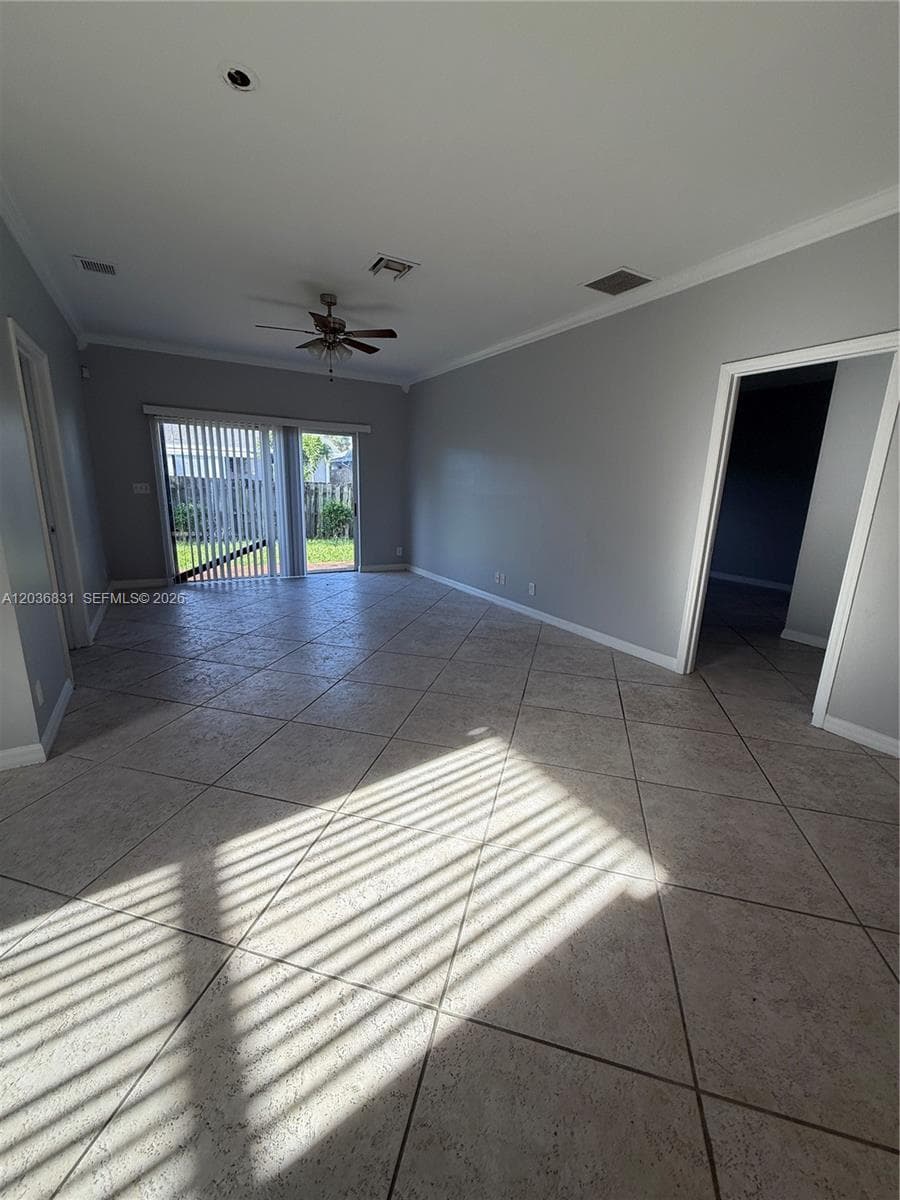 2988 NW 7TH CT, Fort Lauderdale, FL 33311 — zdjęcie 4