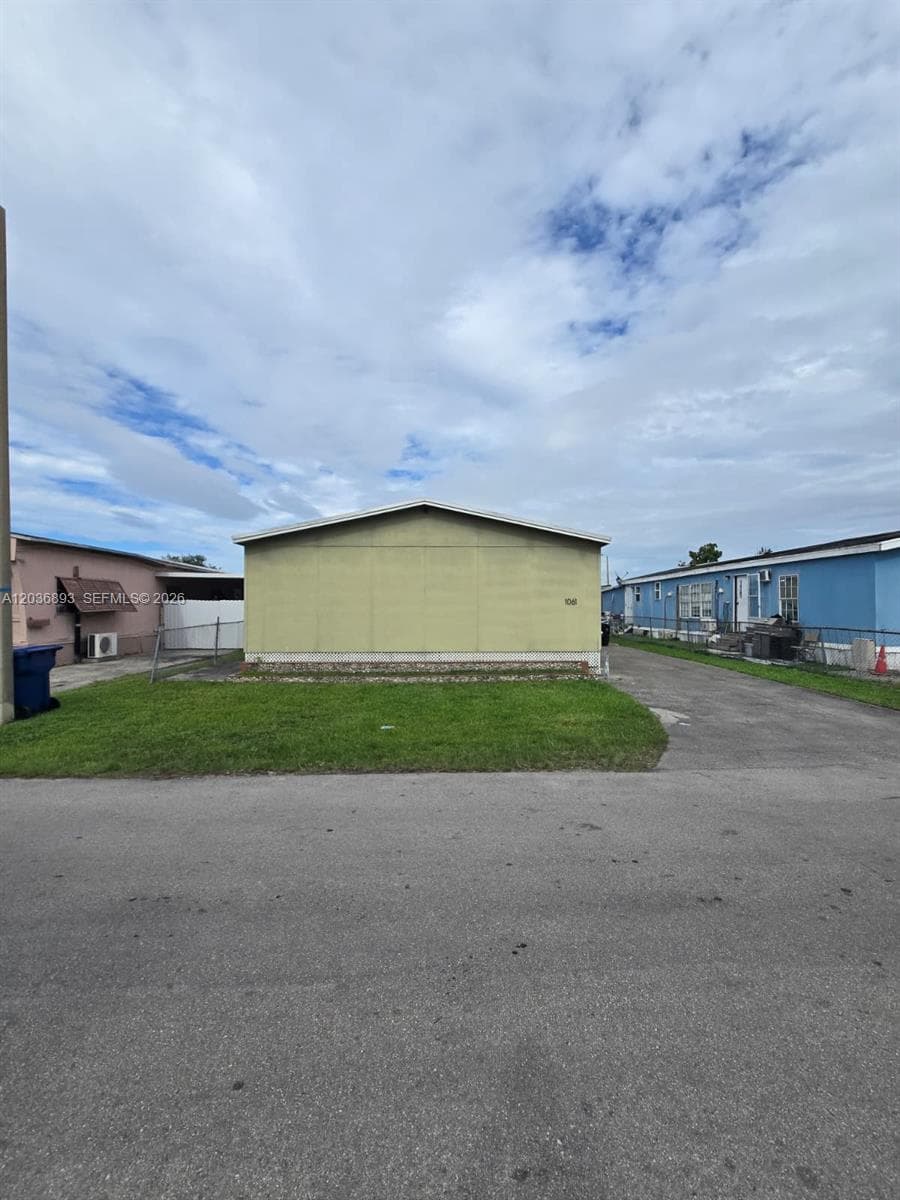 1061 SW 131 PL, Miami, FL 33184 — zdjęcie 3