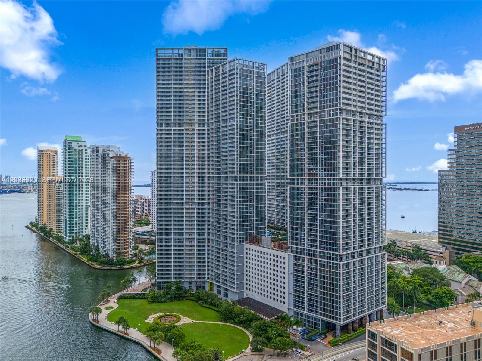 495 Brickell Ave # 905, Miami, FL 33131 — zdjęcie 2