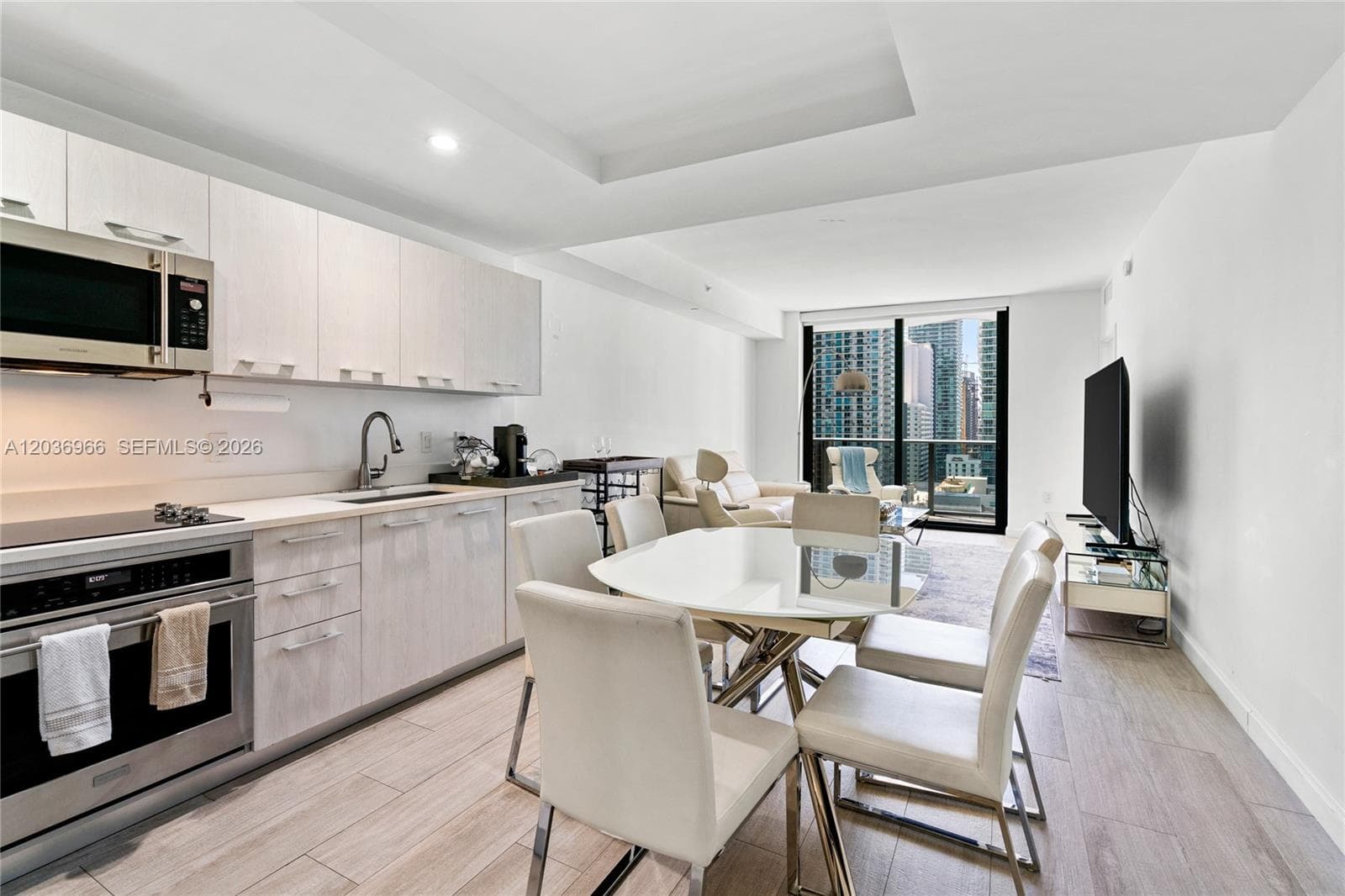 55 SW 9th St # 1904, Miami, FL 33130 — zdjęcie 2