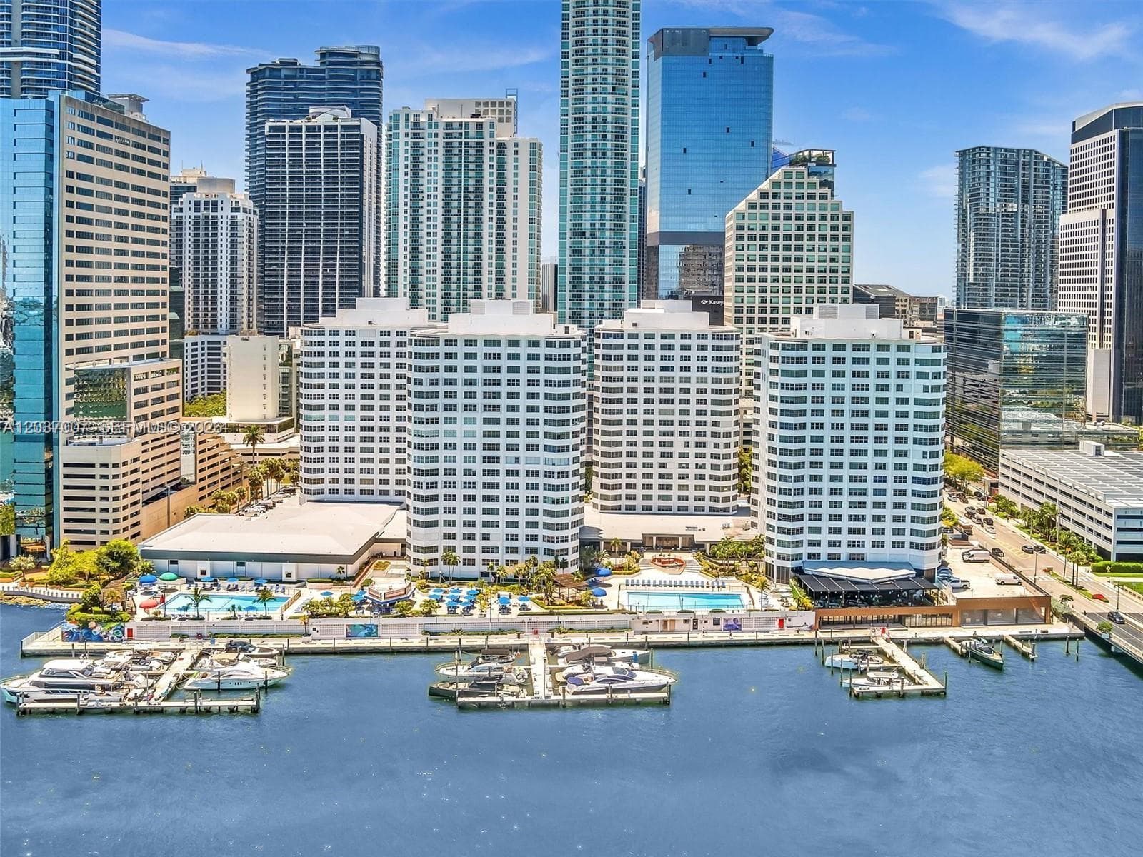 905 Brickell Bay Dr # 623, Miami, FL 33131 — zdjęcie 2