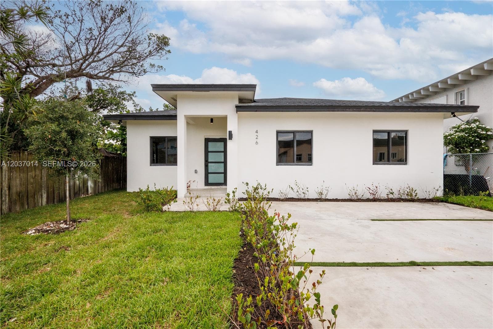 426 SW 9th Ave, Homestead, FL 33030 — zdjęcie 2