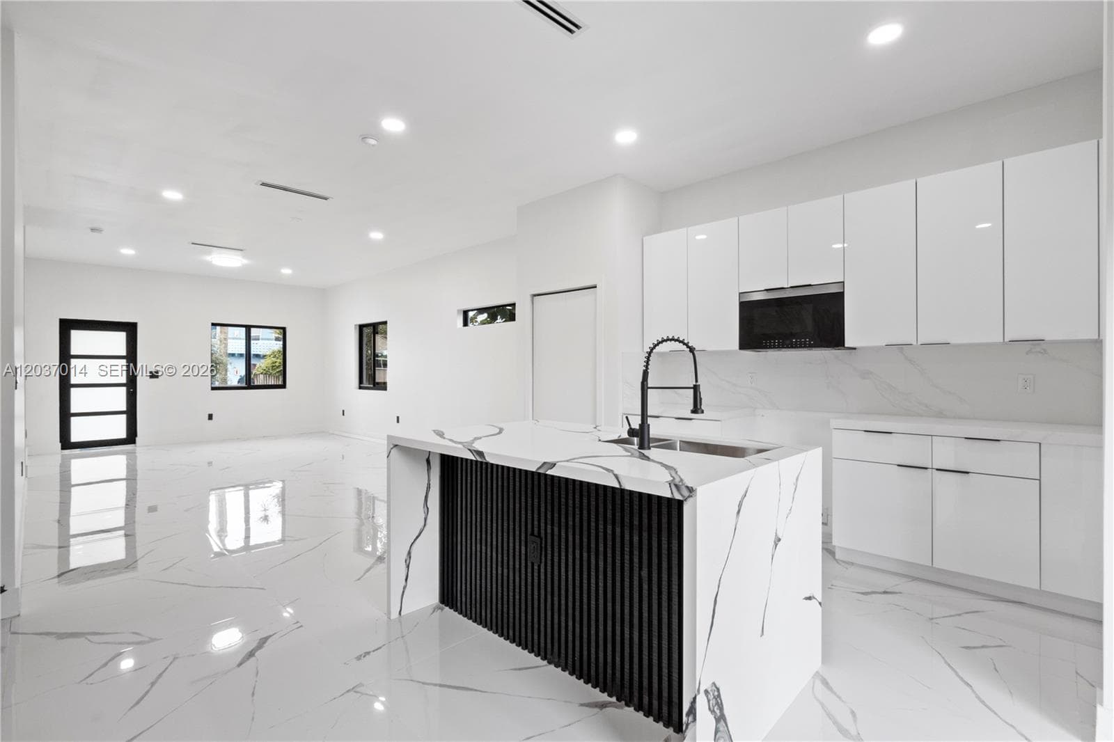 426 SW 9th Ave, Homestead, FL 33030 — zdjęcie 3