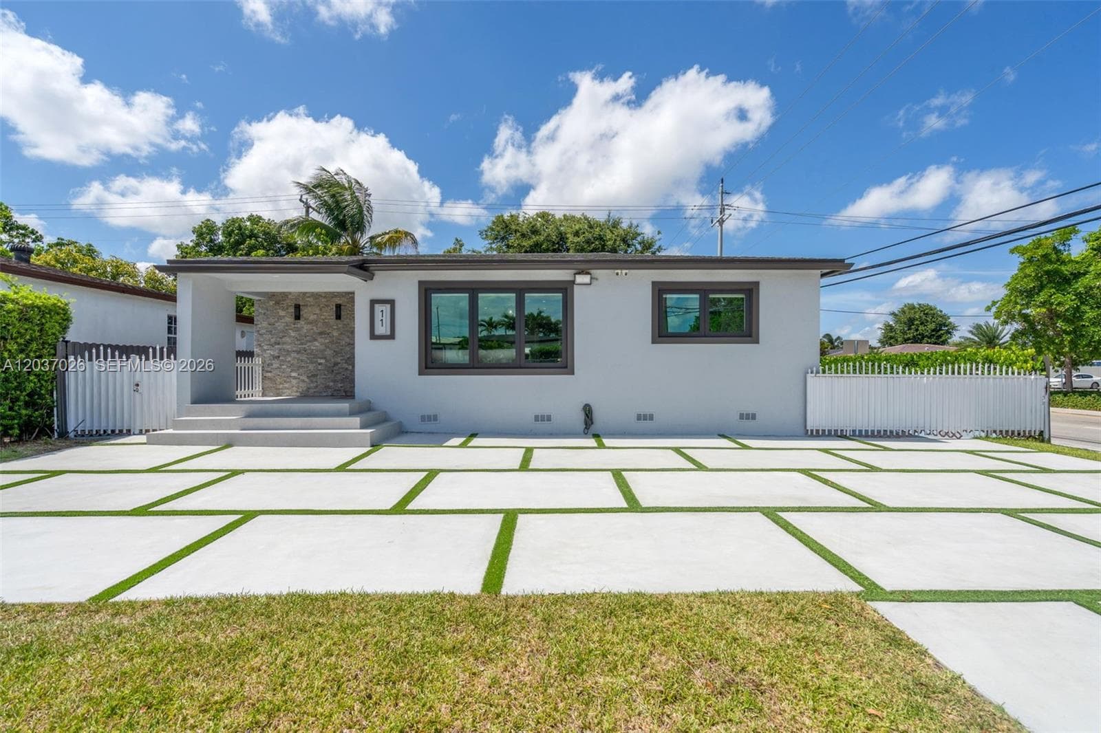 11 W 59th St, Hialeah, FL 33012 — zdjęcie 2