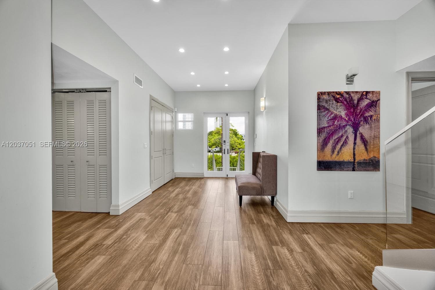 1076 NE Little River Dr, Miami, FL 33138 — zdjęcie 3