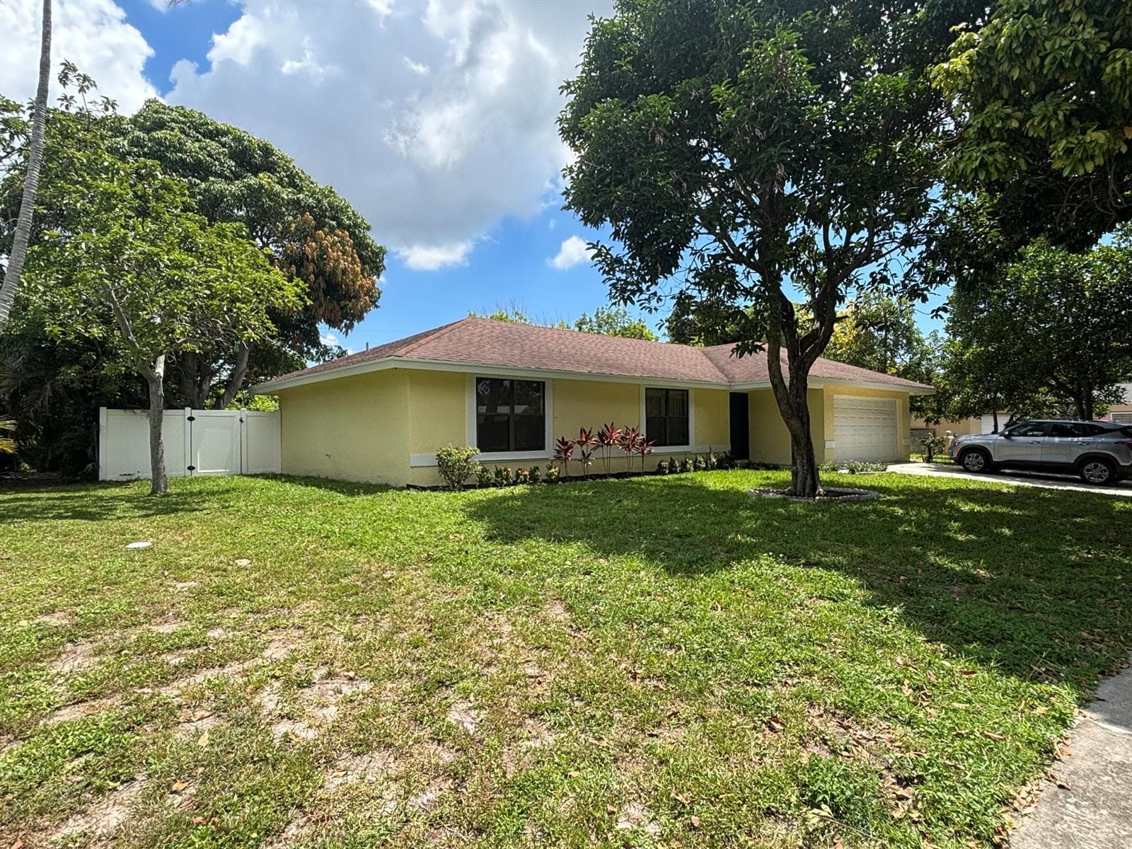 1563 40th Street, West Palm Beach, FL 33407 — zdjęcie 2