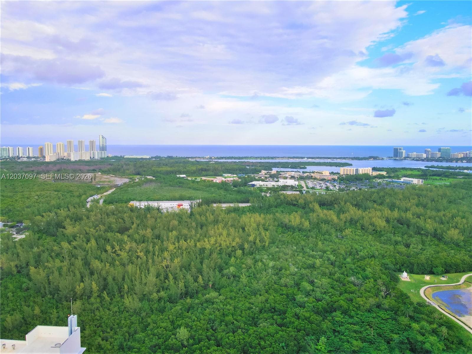 14951 Royal Oaks Ln # 1001, North Miami, FL 33181 — zdjęcie 4