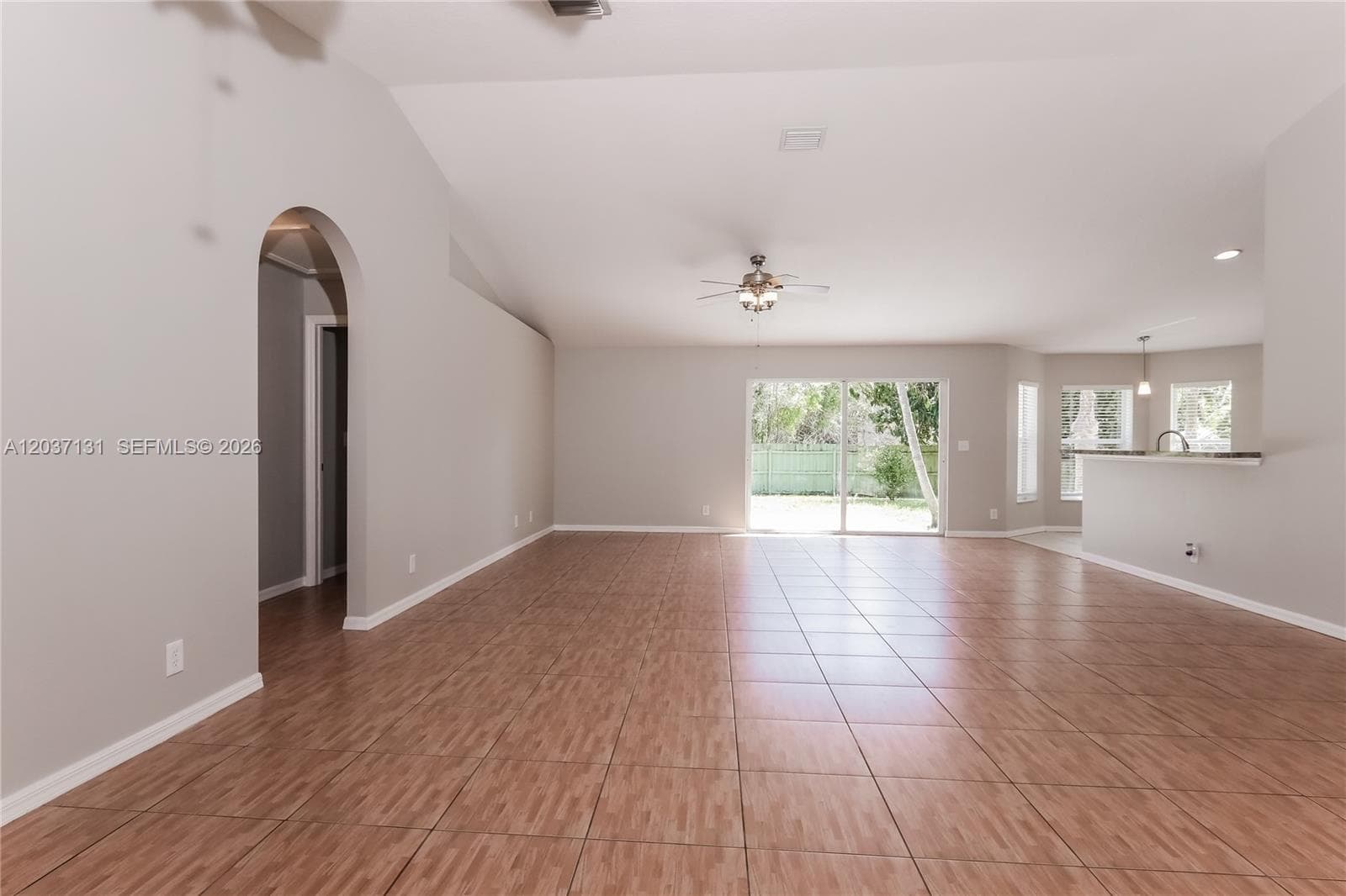 3366 SW Perrine St, Port St. Lucie, FL 34953 — zdjęcie 5