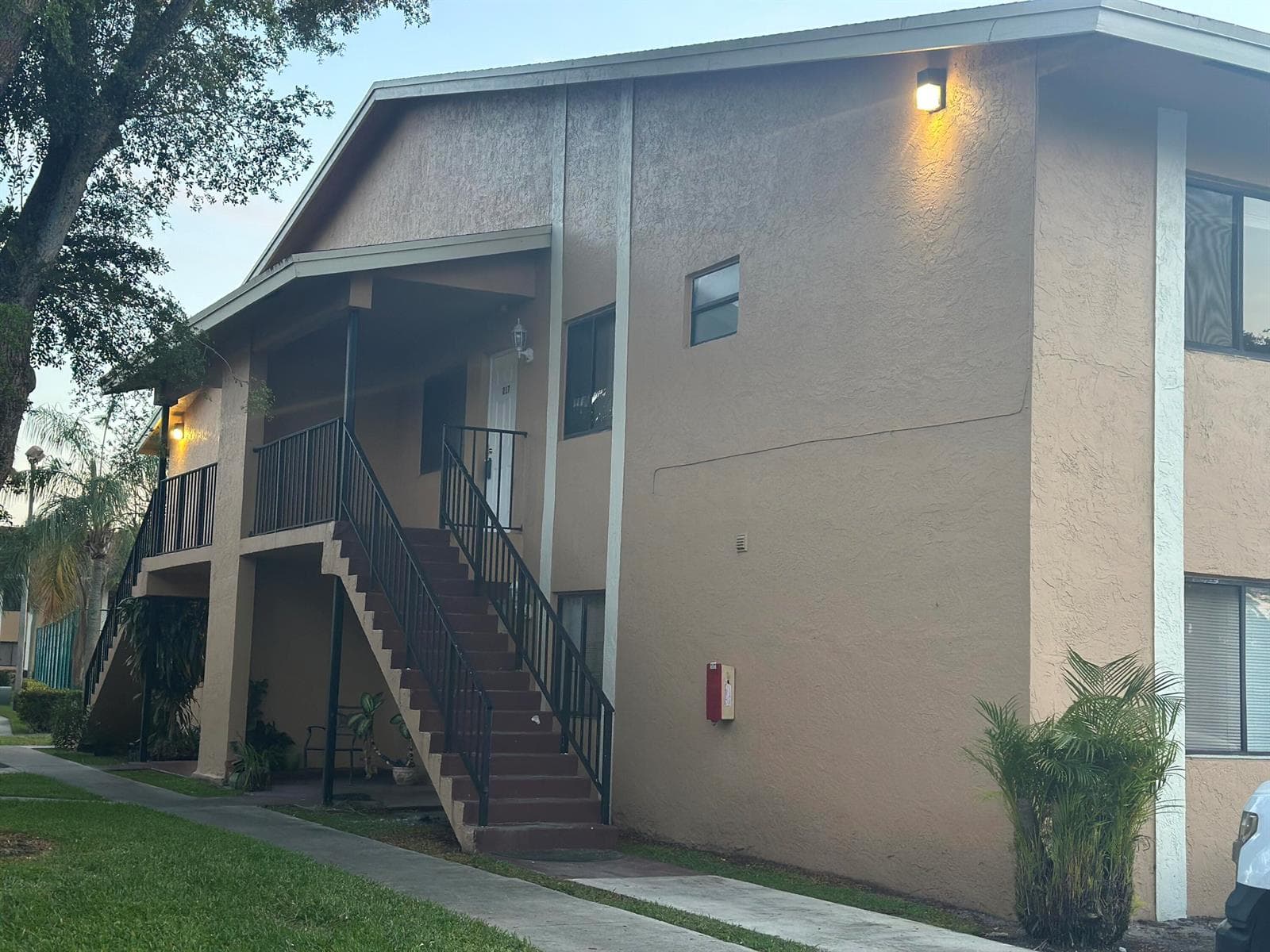 6031 N 10th Ave Avenue N # 219, FL 33463 — zdjęcie 2
