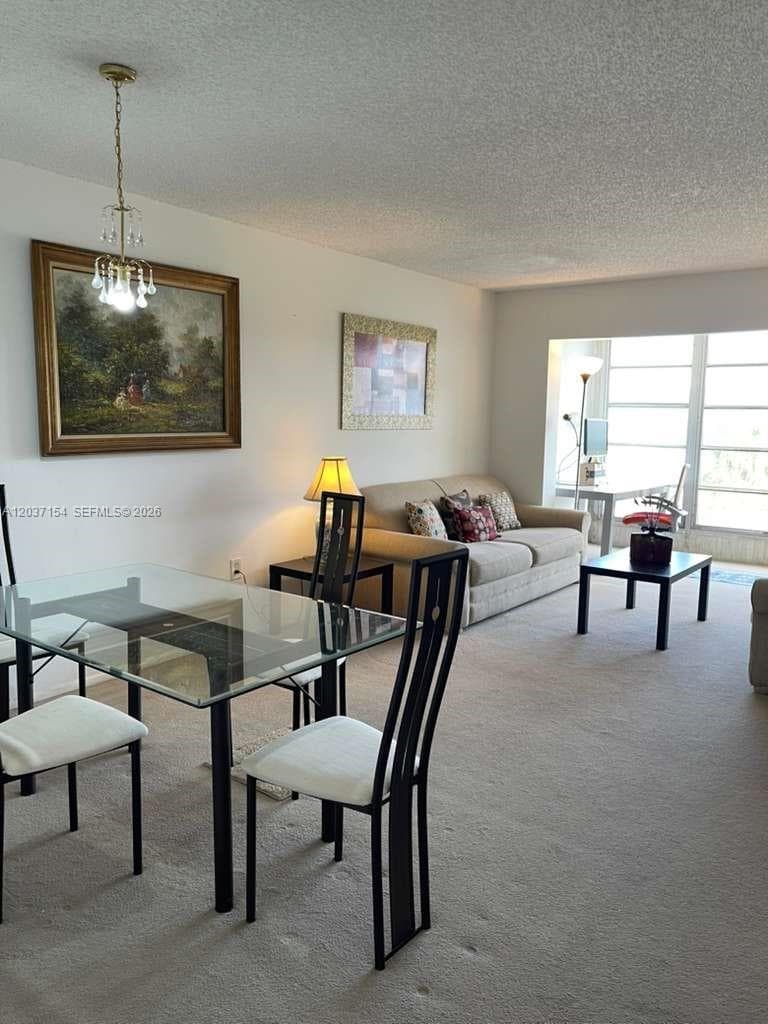 8081 N Sunrise Lakes Dr # 306, Sunrise, FL 33322 — zdjęcie 2
