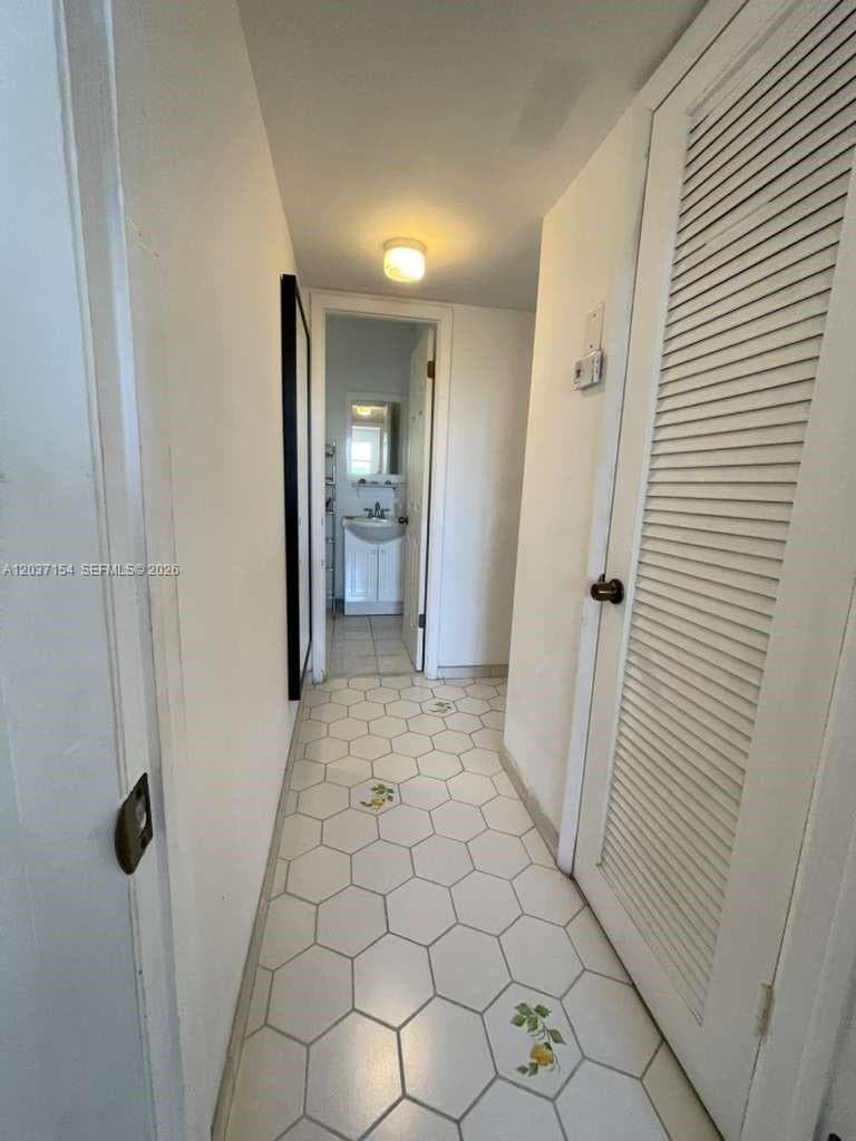 8081 N Sunrise Lakes Dr # 306, Sunrise, FL 33322 — zdjęcie 3