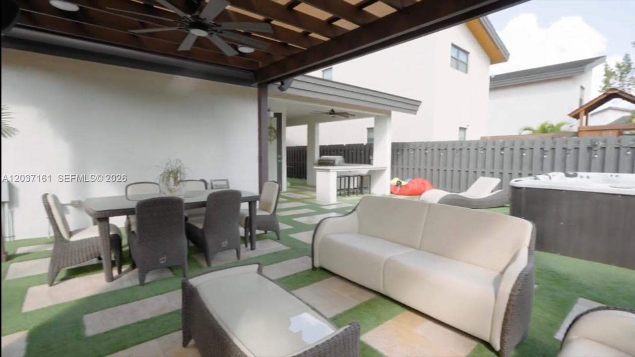 7661 NW 103rd Ct, Doral, FL 33178 — zdjęcie 3