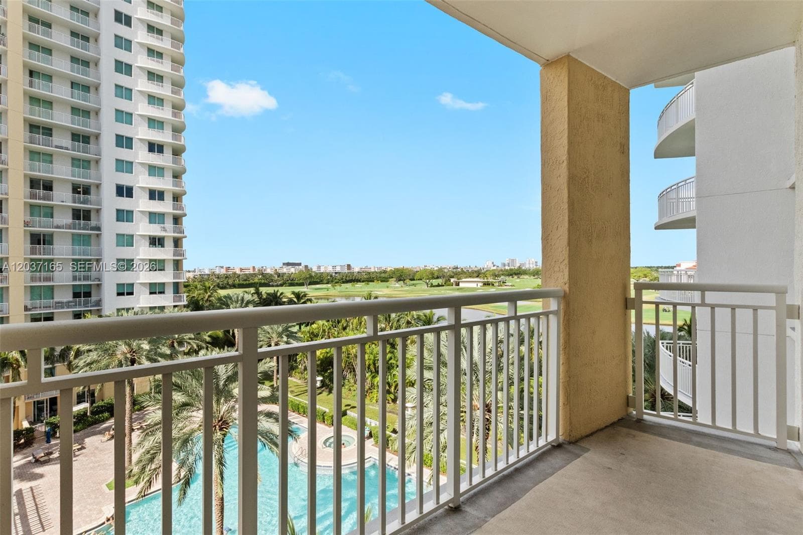 1755 E Hallandale Beach Blvd # 501E, Hallandale Beach, FL 33009 — zdjęcie 3