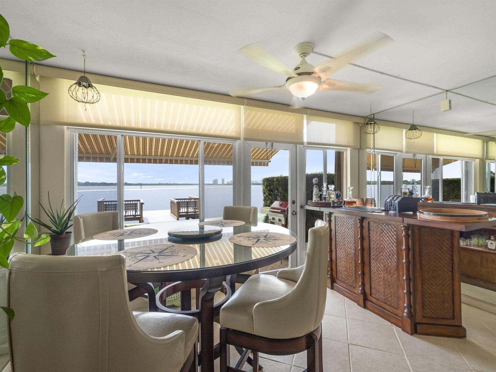 52 Yacht Club Drive # 103, North Palm Beach, FL 33408 — zdjęcie 2