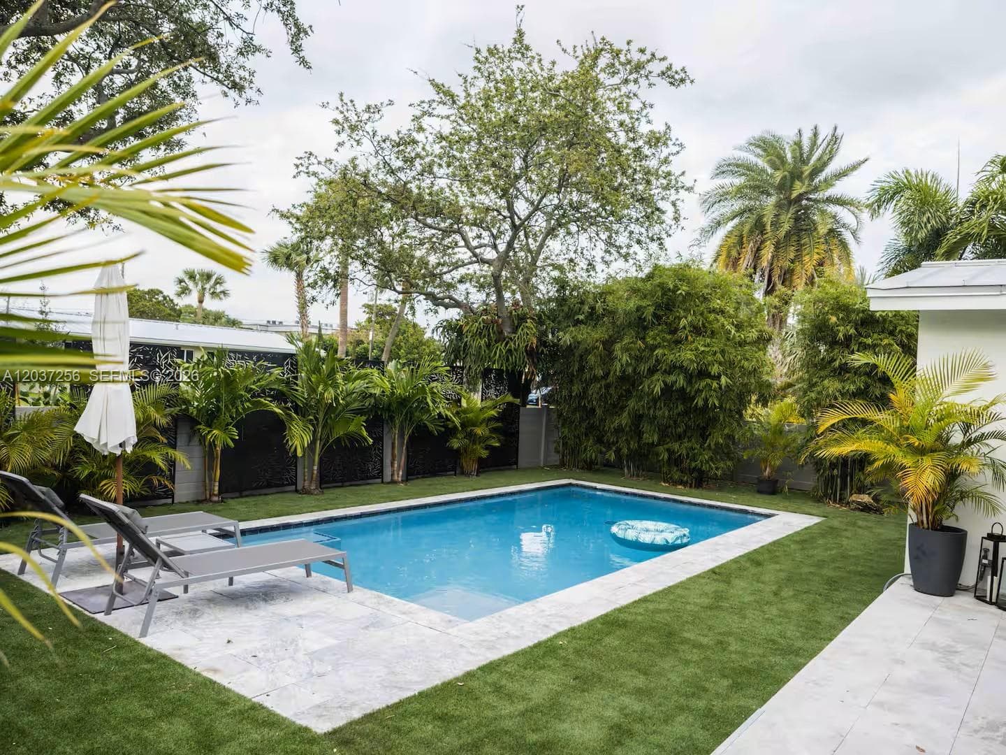 424 NE 28th Dr, Wilton Manors, FL 33334 — zdjęcie 2