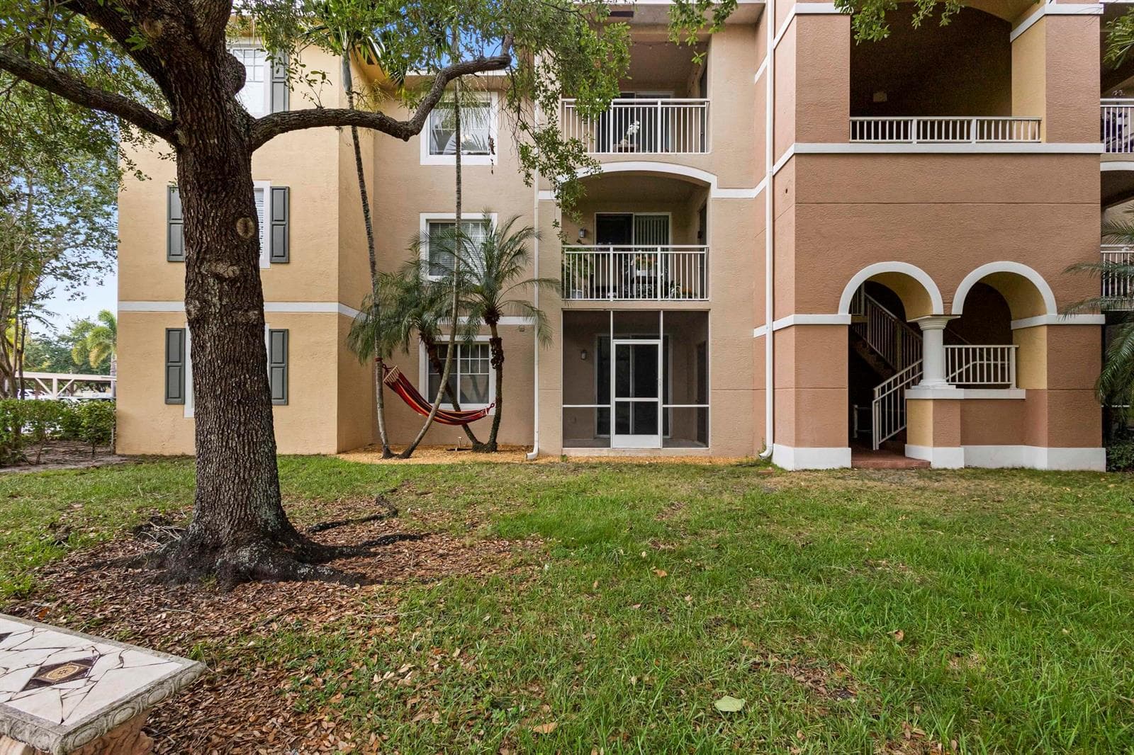6450 Emerald Dunes Drive # 103, West Palm Beach, FL 33411 — zdjęcie 2