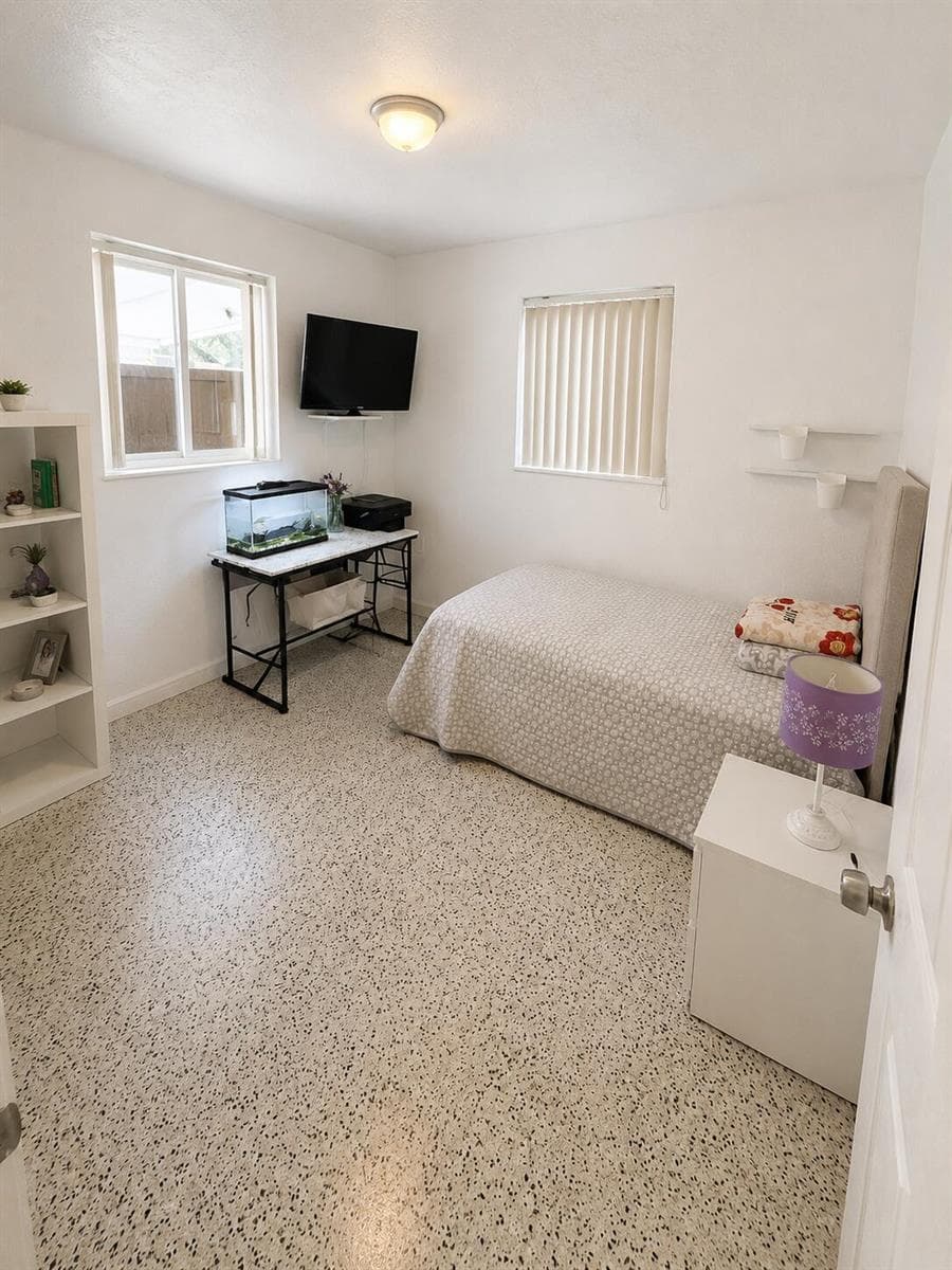 16815 NW 24th Court, Miami Gardens, FL 33056 — zdjęcie 5