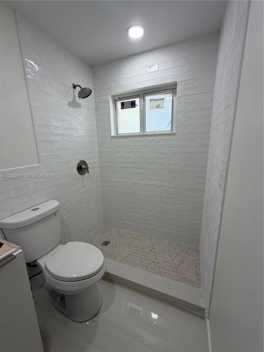 6570 Liberty St, Hollywood, FL 33024 — zdjęcie 5