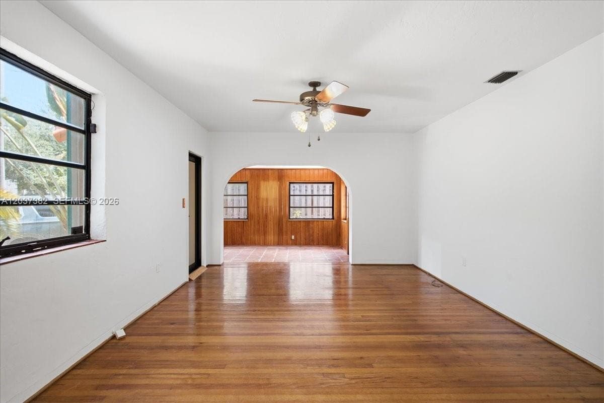 2550 Trapp Ave, Miami, FL 33133 — zdjęcie 3