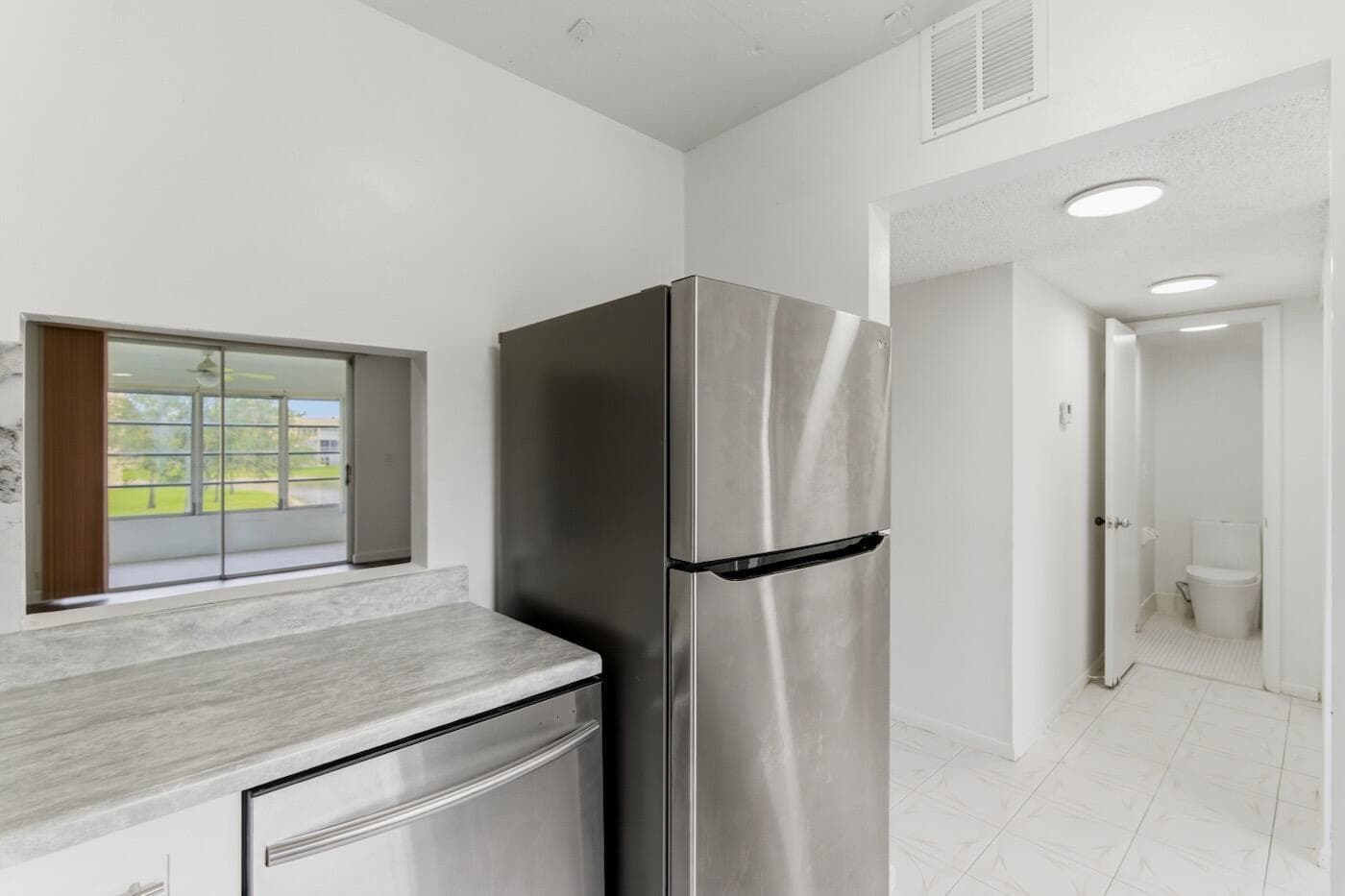 6020 NW 64th Avenue # 208, Tamarac, FL 33319 — zdjęcie 2