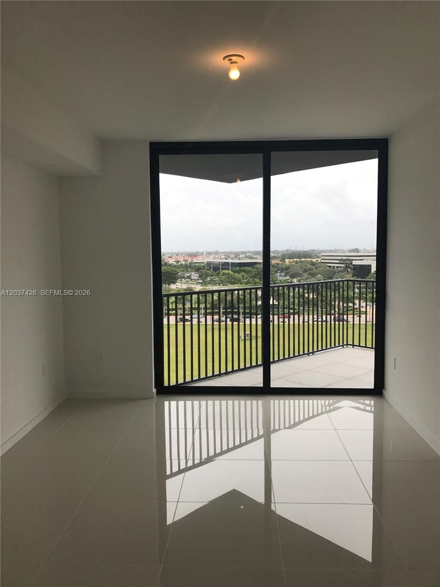 5300 NW 85 AVE # 703, Doral, FL 33166 — zdjęcie 3