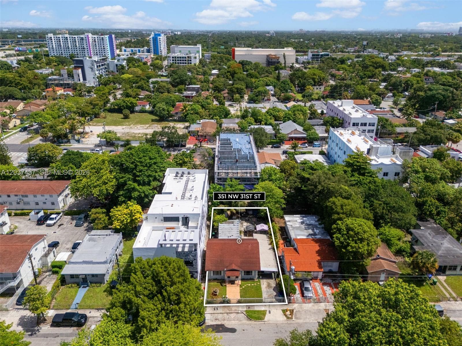 351 NW 31st St, Miami, FL 33127 — zdjęcie 2