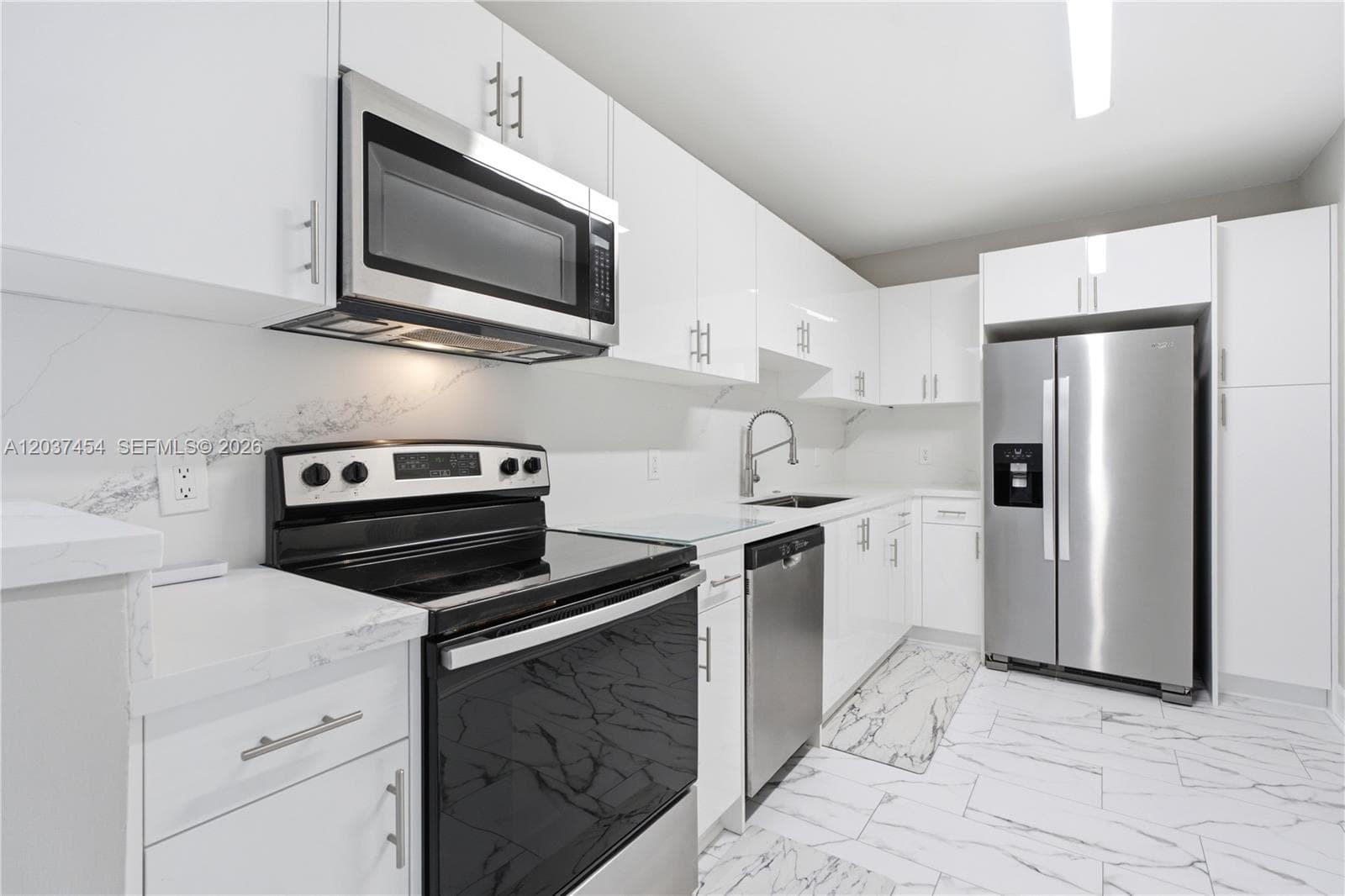 401 69th St # 313, Miami Beach, FL 33141 — zdjęcie 4