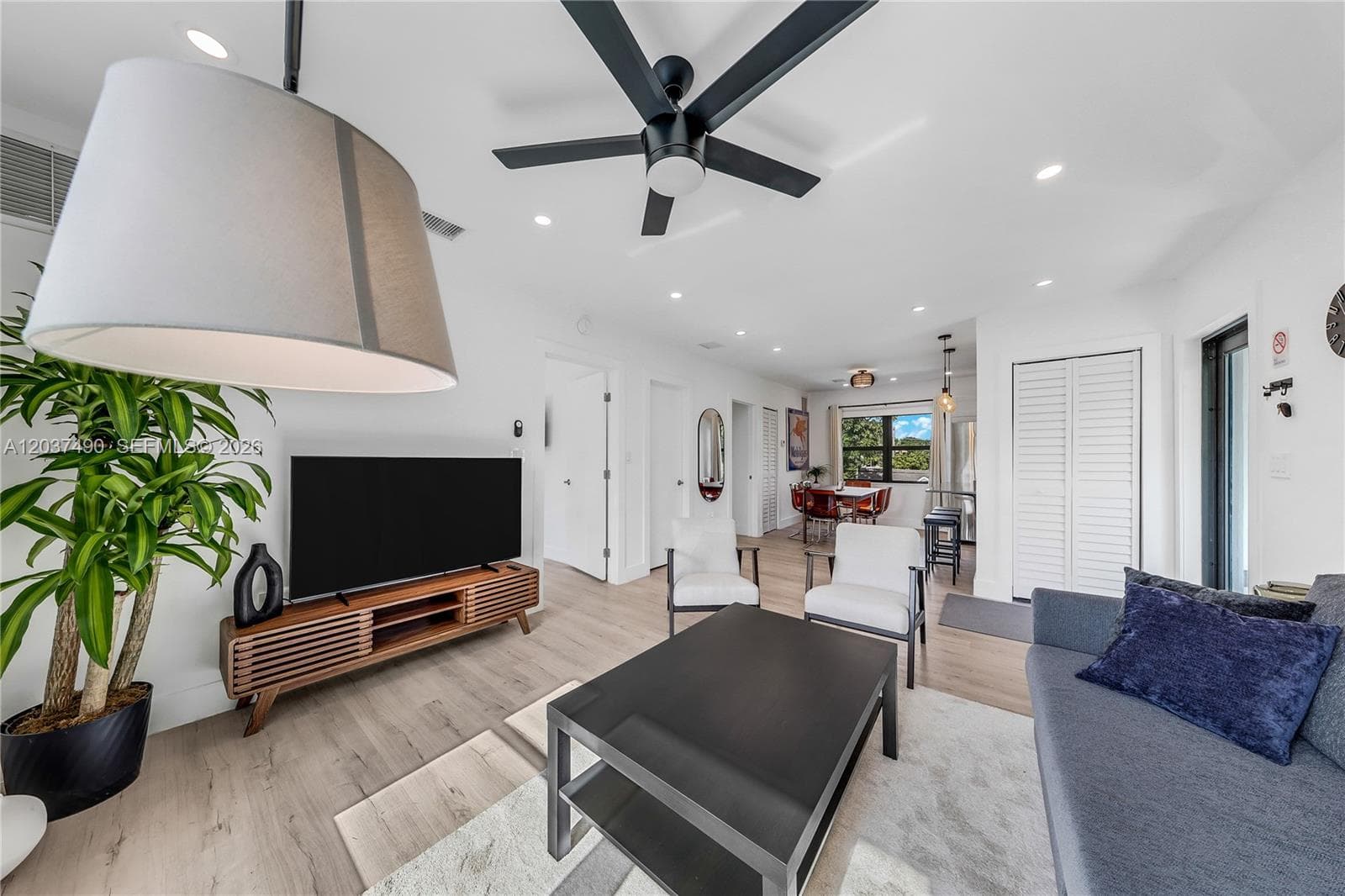 243 NW 32nd St, Miami, FL 33127 — zdjęcie 5