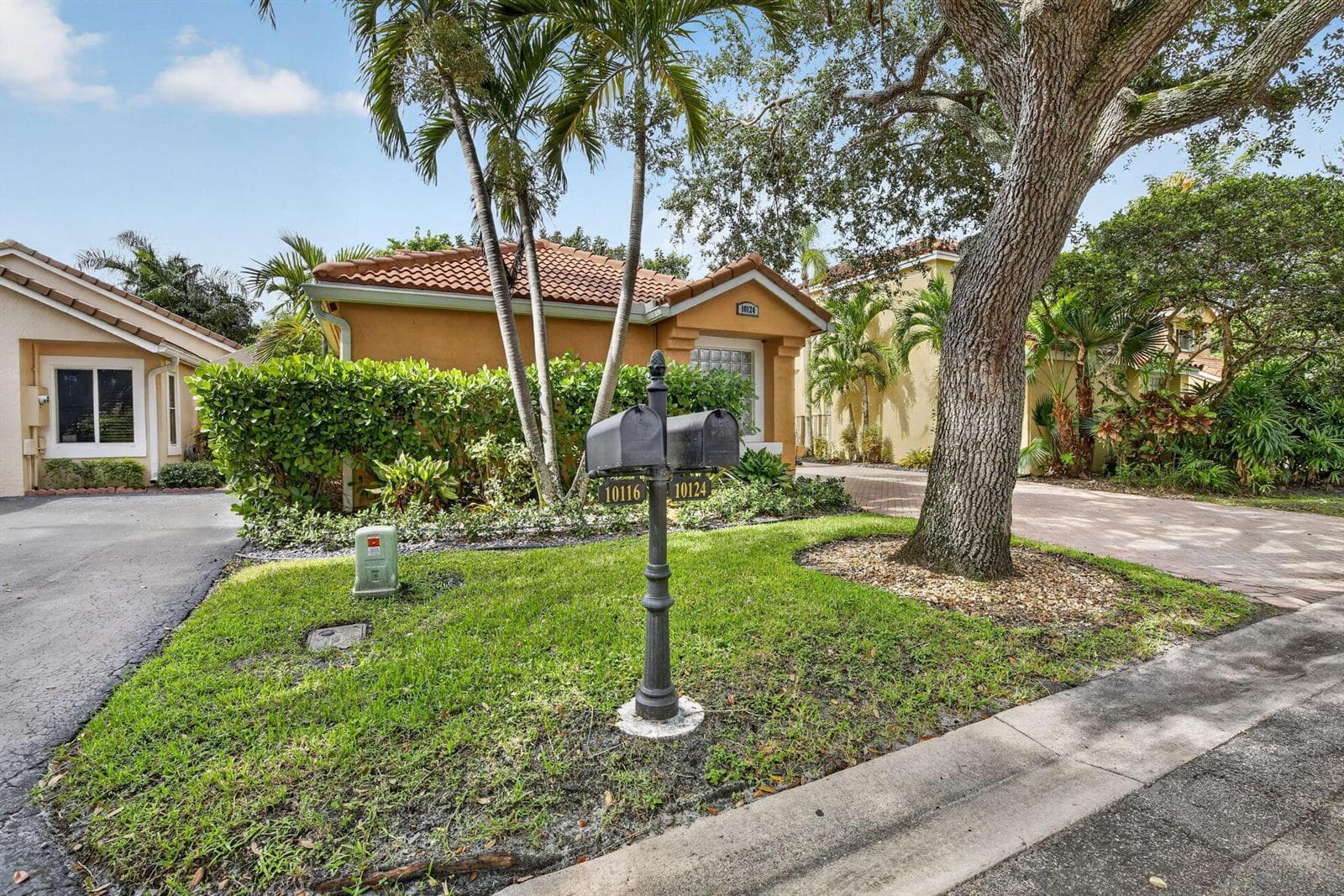10124 NW 4th Street, Plantation, FL 33324 — zdjęcie 3